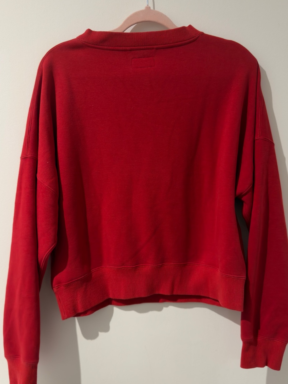 VintageWomen’s Red Crewneck Sweatshirt - Casual Pullover - Picture 5 of 5